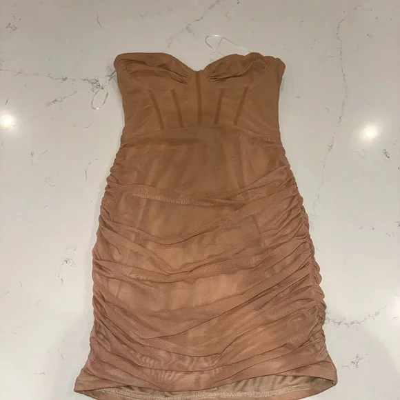 Princess Polly strapless mini dress - Picture 3 of 5